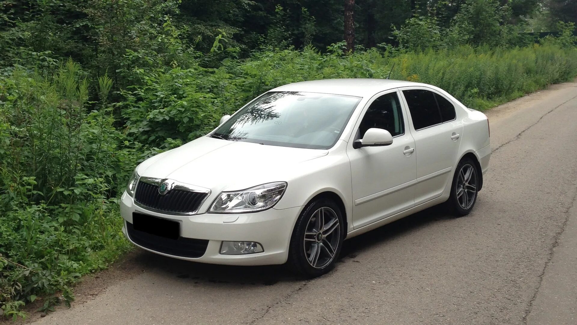 Купить октавию а5 в спб. Skoda Octavia a5 FL. Skoda Octavia a5 дорестайлинг.