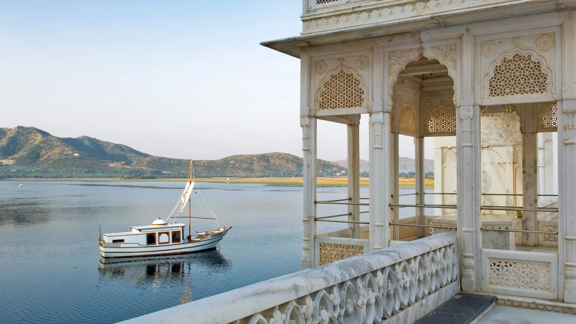 Taj lake. Удайпур. taj lake palace. taj lake palace спа. озёрный дворец.