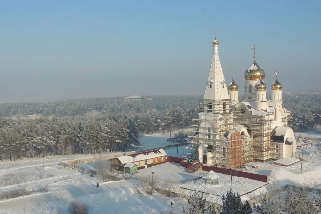 храм святых апостолов петра и павла шелехов внутри. храм св петра и павла в шелехове. церковь святых апостолов петра и павла иркутск. церковь в городе шелехов. город шелехов храм.