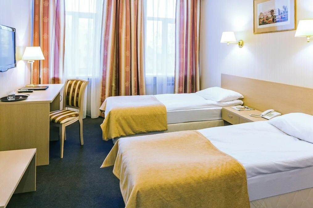 Отель бристоль в санкт-петербурге ул расстанная. Гостиница бристоль санкт. Гостиница бристоль санкт-петербург. Отель бристоль питер. Расстанная.