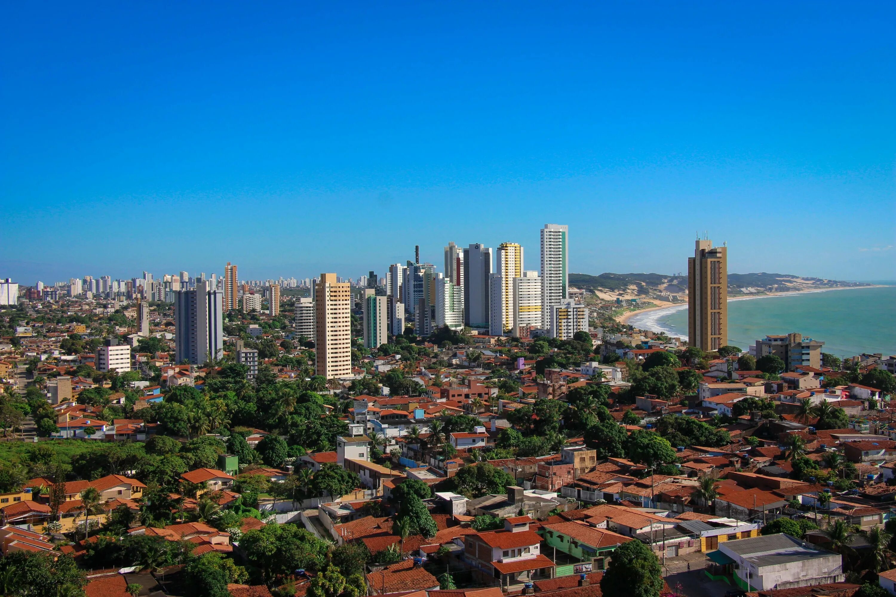 Самые крупные города бразилии. Город Натал Бразилия. Brusque город Бразилия. Бертиога Бразилия город. Миранда Ду Норти Бразилия город.