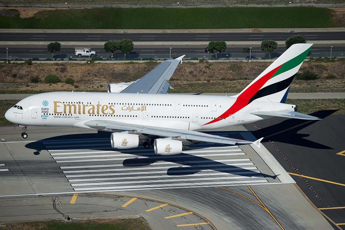 Airbus a380. А380 Neo. Airbus a380 900 Neo. Airbus a380 параметры.