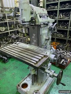 Продам фрезерный станок бу