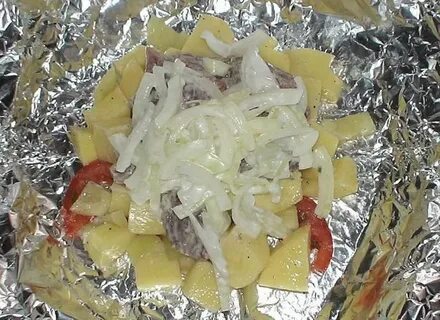 Мясо с картошкой приготовленное в фольге
