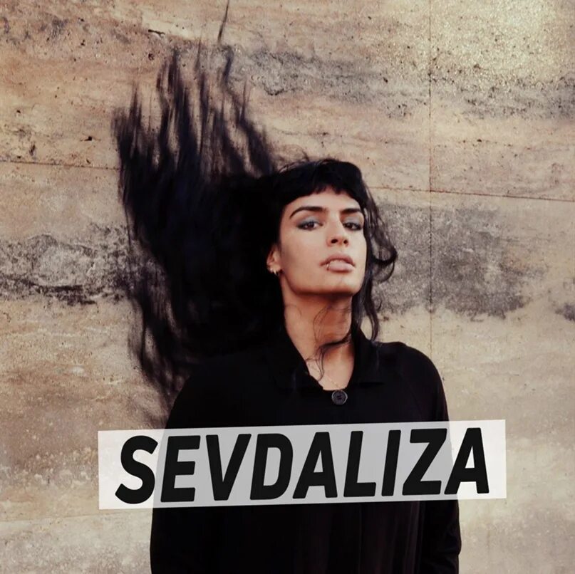 Севдализа. Sevdaliza "Ison". Севдализа обложка альбома. Sevdaliza Raving Dahlia.