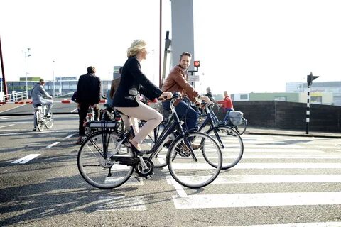 Auf zwei Rädern in die Zukunft: Das Fahrrad erobert die Stadt zurück.