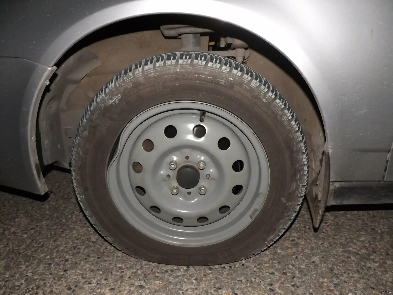 175/70 r13 на ваз 2107. Размер колес ваз 2105. Кривые колеса ваз. Диск ваз 2107 r13 штампованный. Красноярский выворот на ваз 2107.