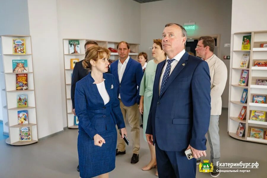 Школа 19 екатеринбург академический. 31 школа екатеринбург широкая речка. 31 школа екатеринбург новая широкая речка. Открытие спортивного зала в школе после ремонта. Школа 31 екатеринбург академический.