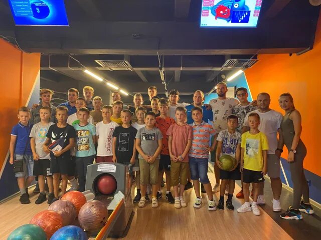 Боулинг сызрань крц улица. Боулинг сызрань. Боулинг клуб страйк рубцовск. 22. Боулинг сызрань крц.