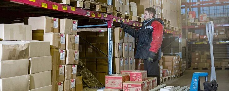 Фасовщик стикеровщик что это. Упаковщик комплектовщик. Комплектовщик, упаковщик вайлберис. Маркировщик вакансии минск. Требуется маркировщик.