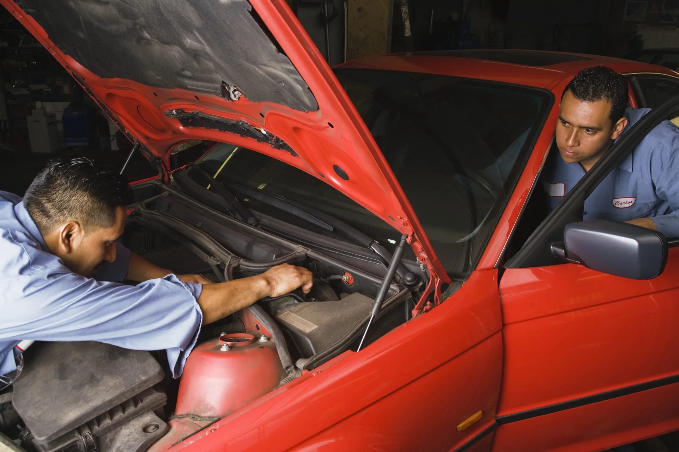 Mechanic fixes. Fixing a car. Kaportaci. …….Your car fixed by the Mechanic?. Grandpa Fixes a car.