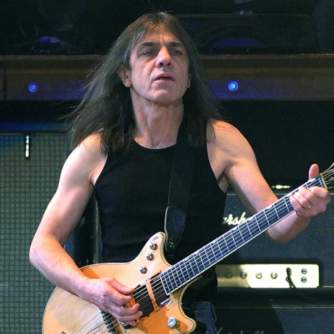 Малькольм янг. Ac dc malcolm young. малькольм дикселиус.
