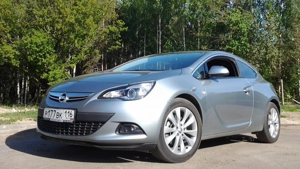 Opel code. Opel GTC Silver. Opel Astra j GTC серебро. Opel Astra j GTC серебряный.