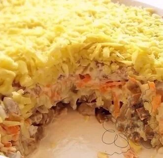 Слоеный салат с курицей картошкой и яйцами
