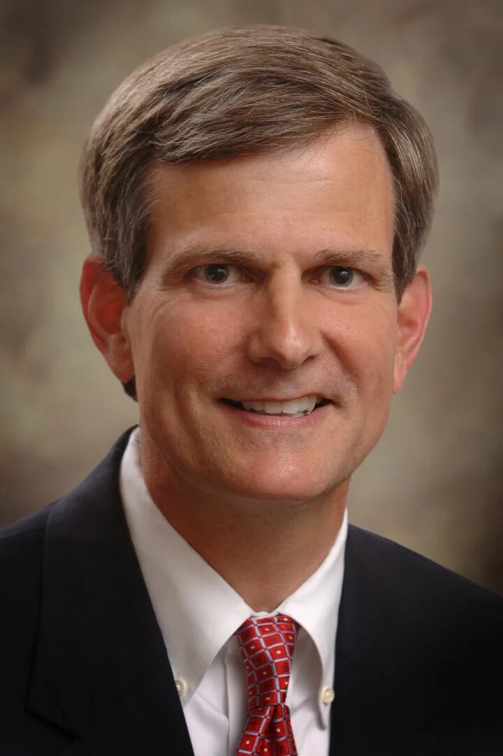 M watson. M watson. Watson sr. M watson. Мэтт уотсон carwow.