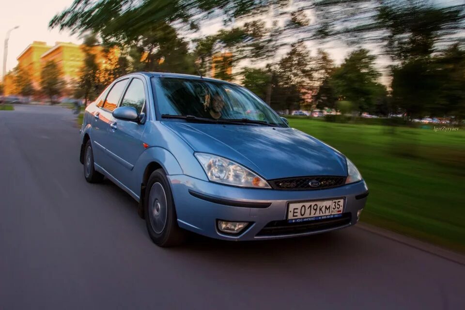 Ford Focus 1. Форд фокус 1 седан. Форд фокус 1 поколения седан. Ford Focus 1998 седан. Купить фокус 1 москва