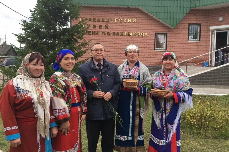 Посёлок Угут Сургутский район. ХМАО Югра, посёлок Угут. Угутская школа Сургутский район. Кинямино Сургутский район деревня. Погода в угуте сургутского