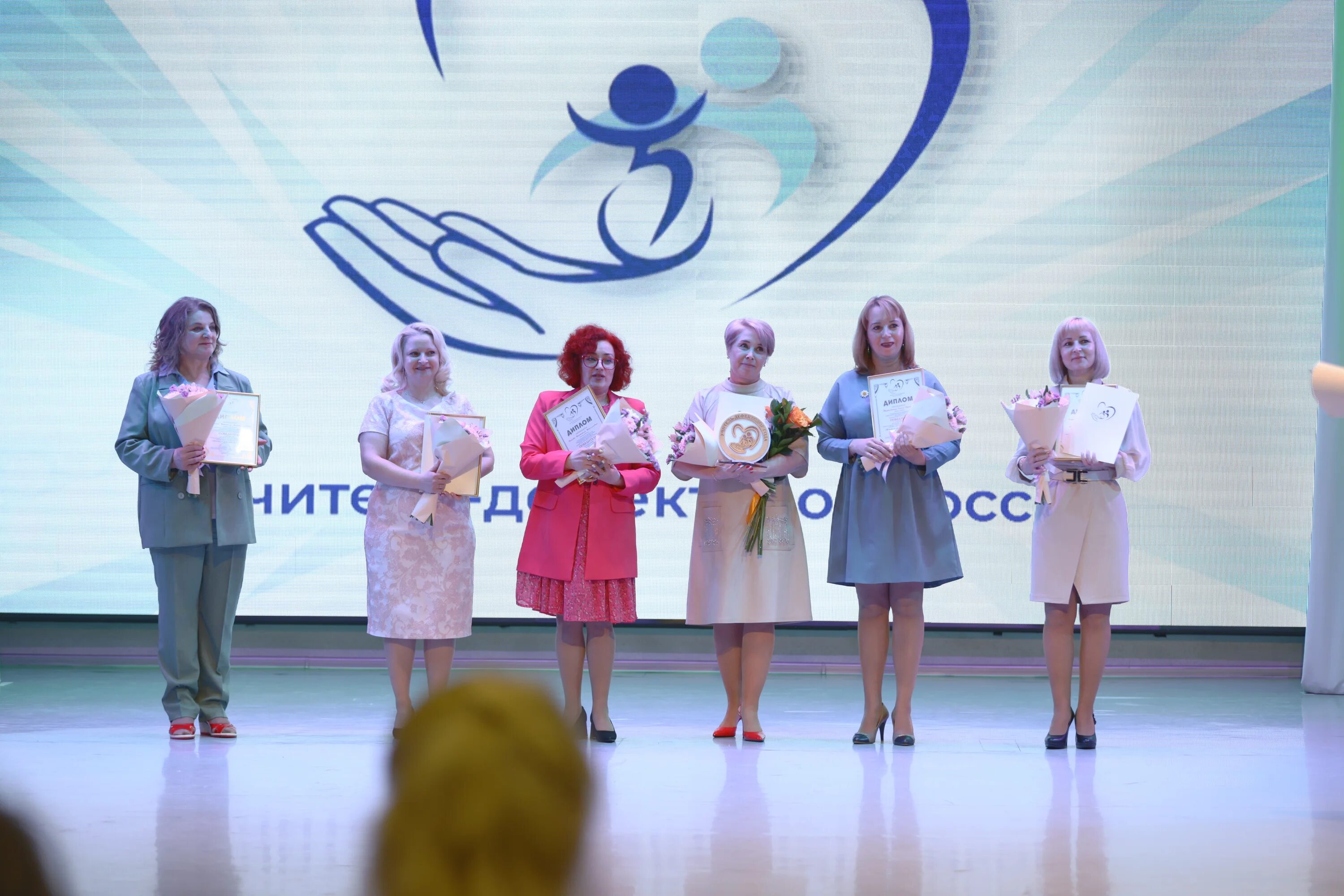 Всемирный день учителей фото. Лучшие учителя. Учитель камчатка. Учителя камчатки. Учителя камчатки.