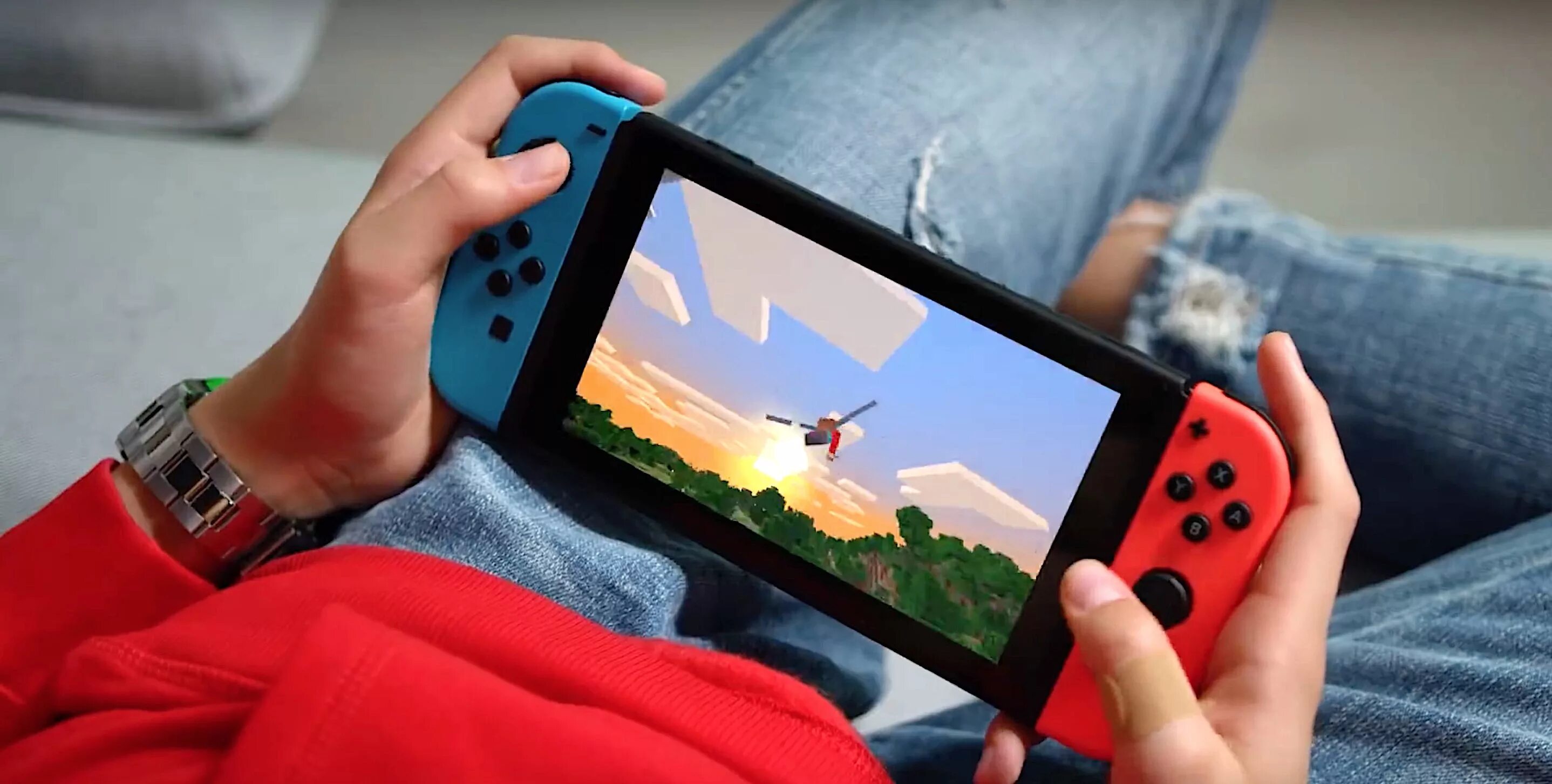 Nintendo switch play play. Play Nintendo Switch. Nintendo Switch 2023. Нинтендо свитч в руках. Nintendo Switch игра inside.