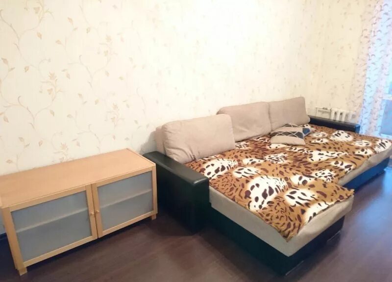Снять квартиру волгоград на длительный срок. Волжский квартира на месяц. волжский снять. снять комнату на волгоградском проспекте. снять на длительный срок дом город волжск.