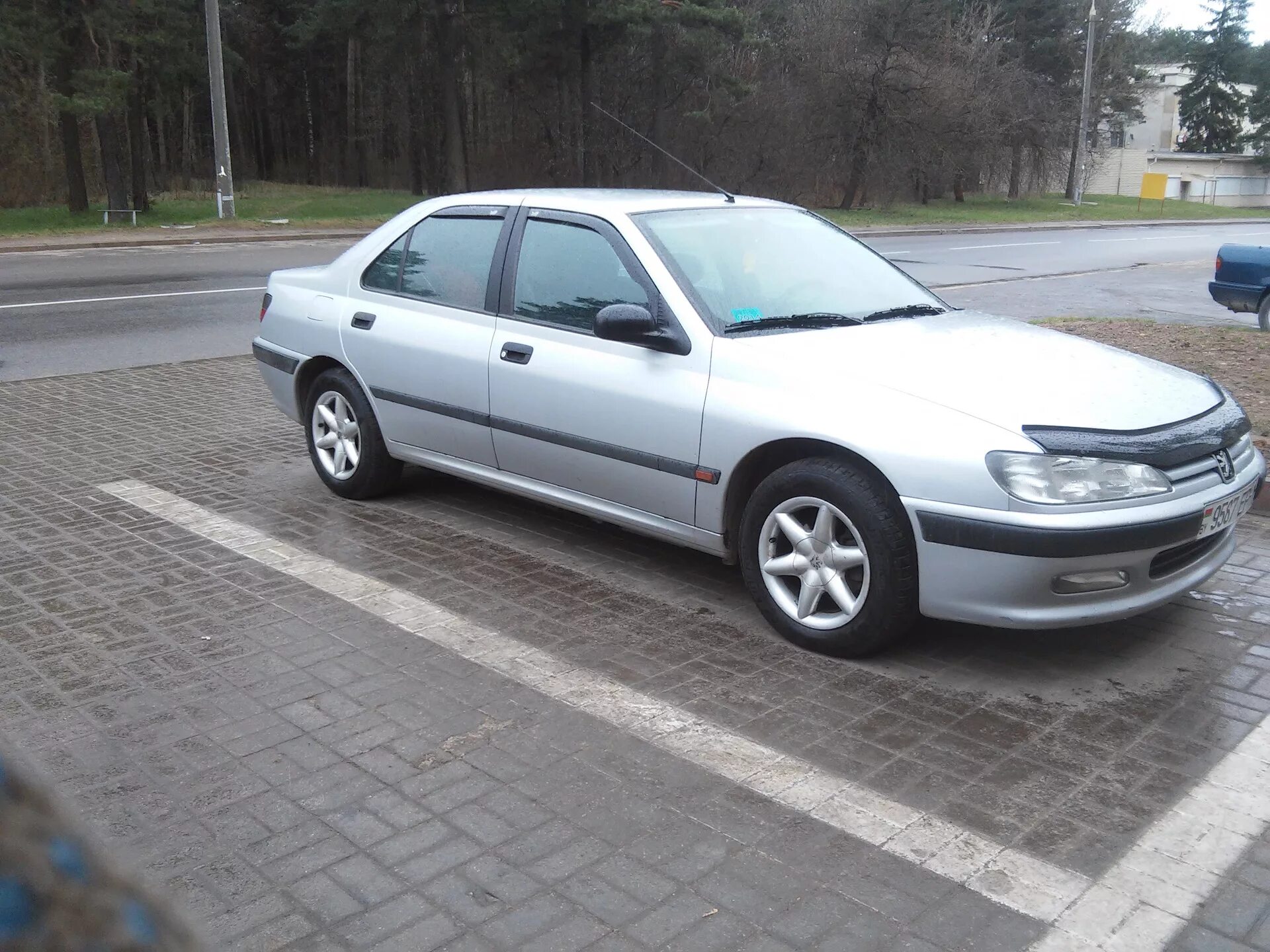 Литые диски на Пежо 406. Пежо 406 на дисках. Peugeot 406 1998 диски. Пежо 406 р16. Купить диски на пежо 406