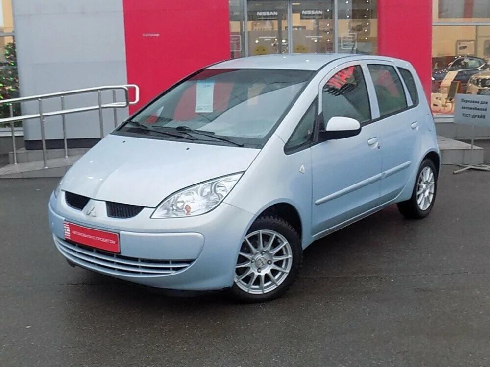 Mitsubishi colt 1.3. Митсубиси Кольт 1.3 2003. Mitsubishi Colt 2004. Митсубиси Кольт 2004. Митсубиси Кольт 1.3 2004.