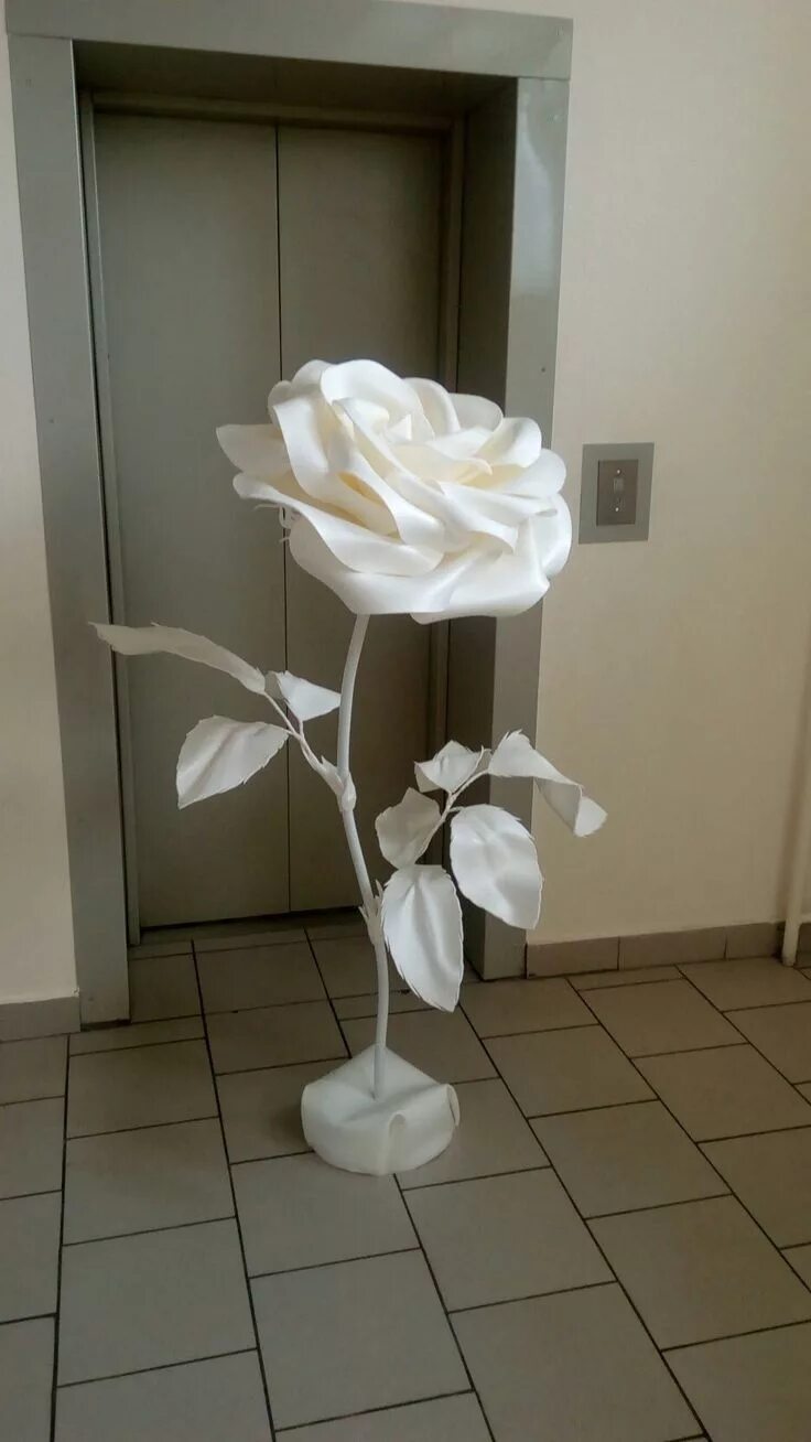 цветы из изолона светильники. изолон мк цветы. винтовая роза изолон. роза светильник из изолона мастер. сделать розу из изолона.