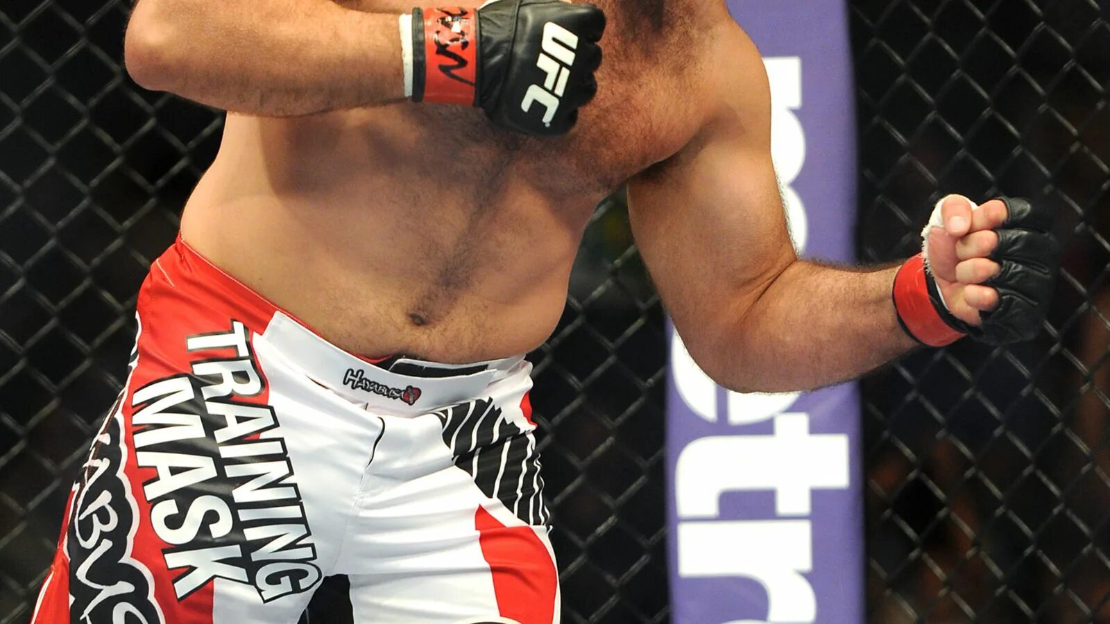 Ufc усман масвидаль. Камару усман. Лучшие книги про бойцов. История ufc. История ufc.