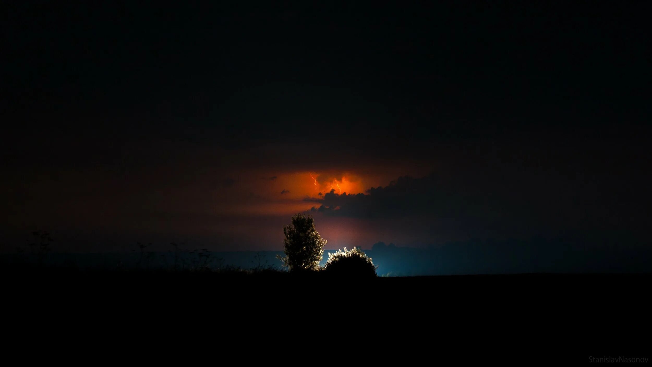 Природные зарница зарница явления. Ночная гроза. Зарница в небе. Вспыхнула зарница. Зарница явление природы.