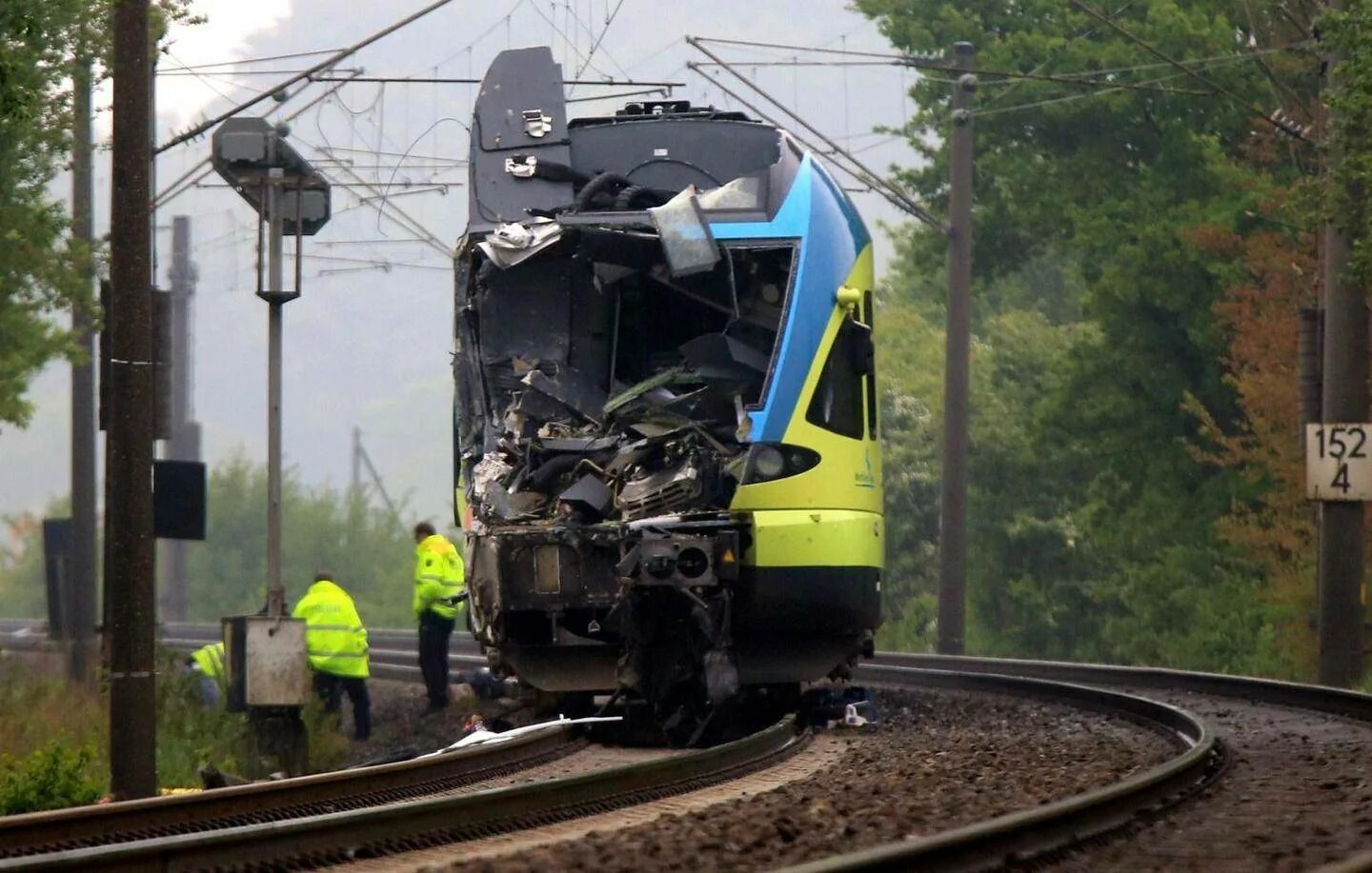 Поезд врезался видео