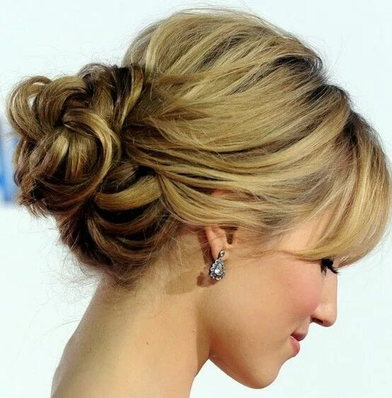 Pin en Hair Peinados boda pelo corto, Peinados fiesta pelo corto, Peinado de fie