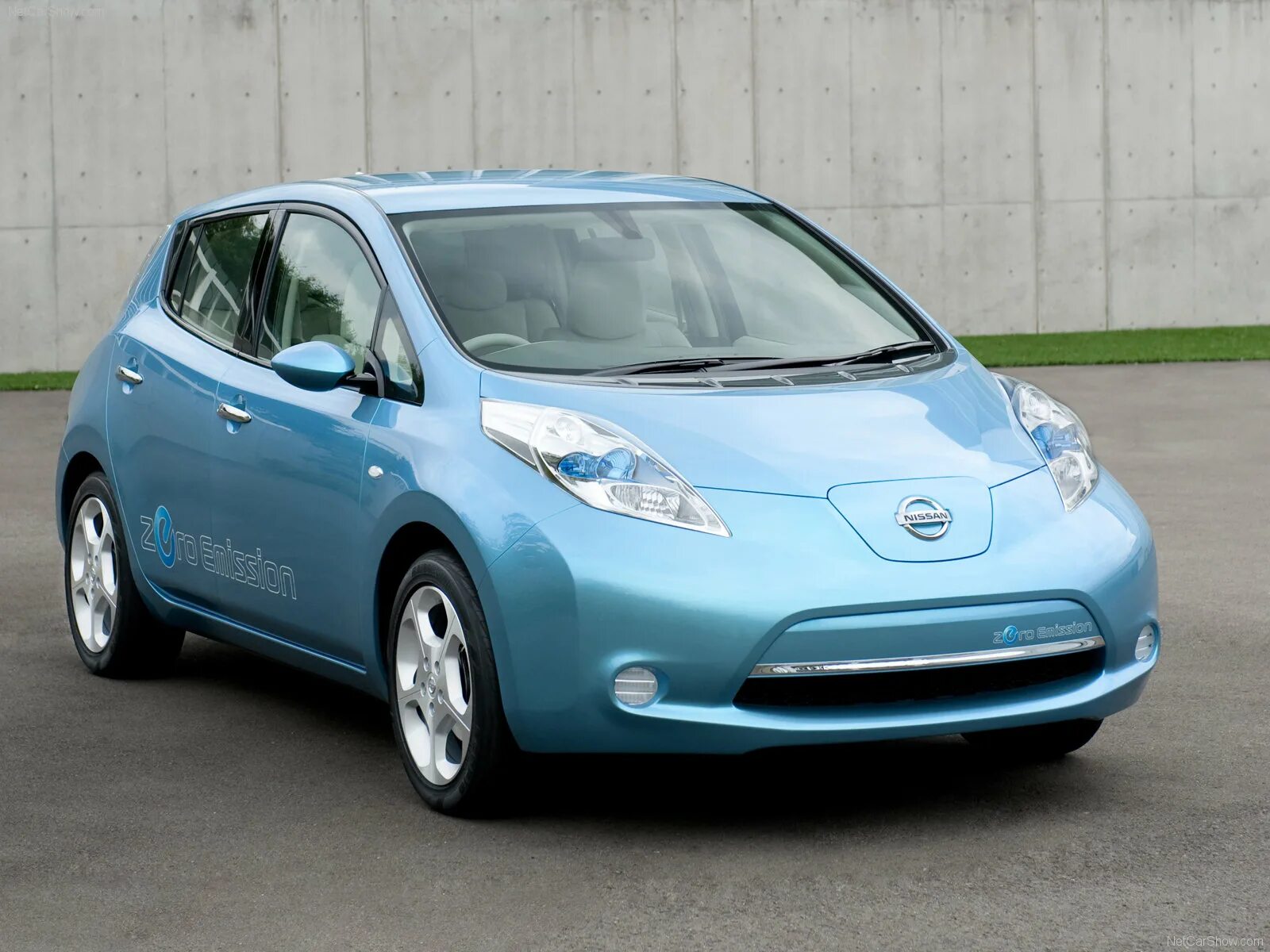 Электрокара ниссан. Электрокара ниссан. Электрокара ниссан. Nissan leaf ze1 2017-. Nissan leaf.
