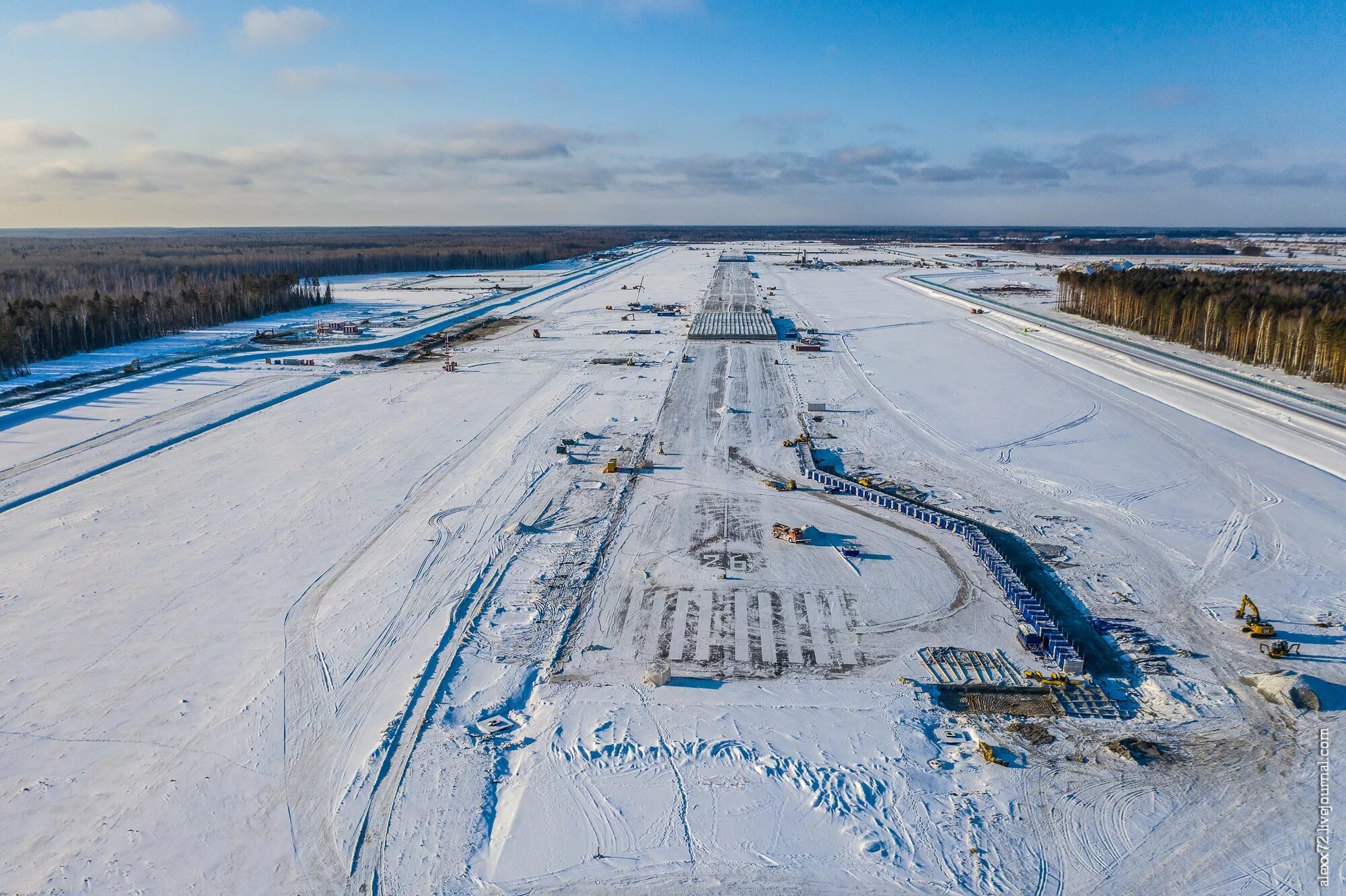 Тобольский аэропорт Ремезов. Новый аэропорт Тобольск. Строящийся аэропорт Тобольск. Аэропорт Ремизов Тобольск.