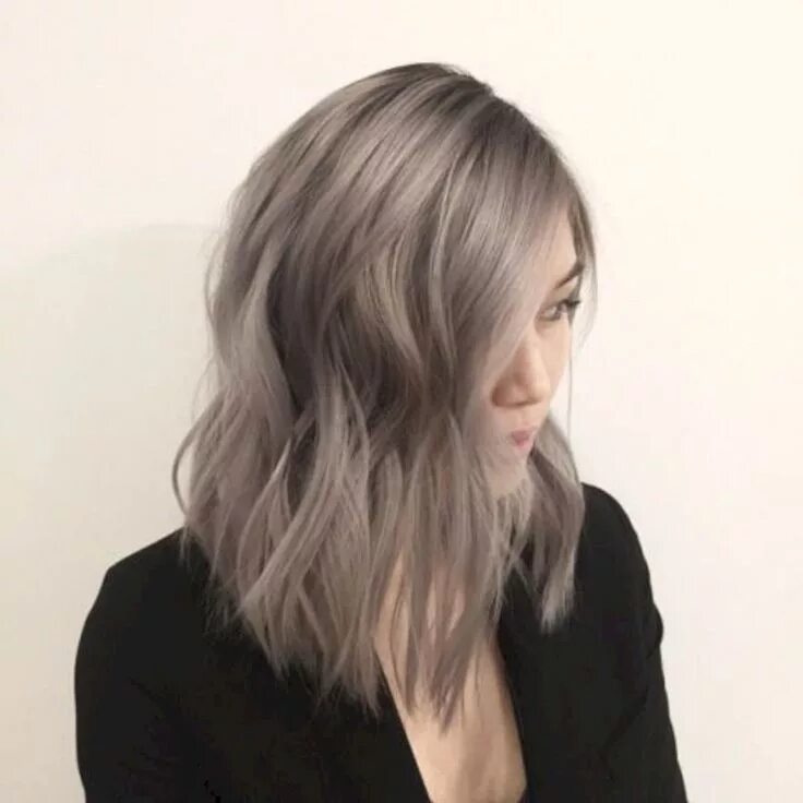 Ash blonde. Пепельный миллиривинь. Пепельныйц цвет воло. Пепельно русый цвет волос. Светло-русые волосы с пепельным оттенком.