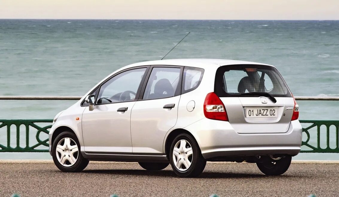 4. Honda jazz 1. 3 2004. хонда фит 1 поколение рестайлинг. Honda jazz 1 поколение.