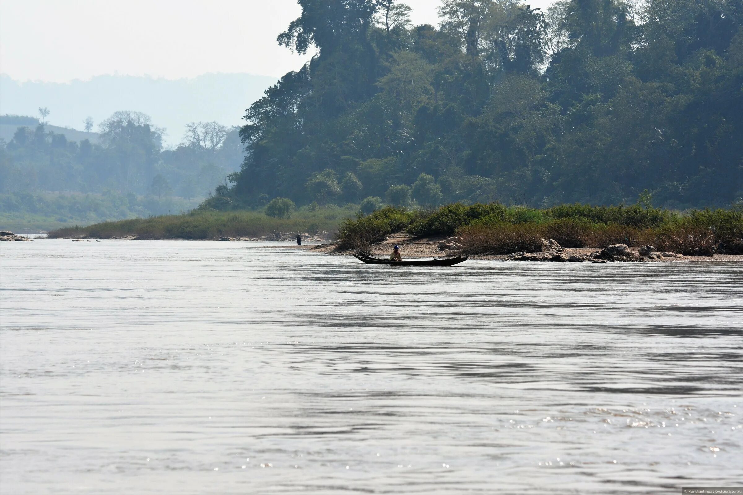 Почему реку меконг