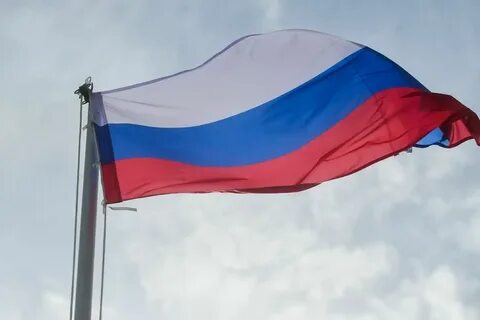 Поднимать флаг жить на взморье идти