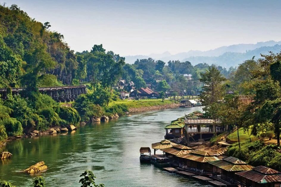 Река Квай Таиланд. Бангкок река Квай. Kanchanaburi River Kwai. Thailand Kanchanaburi River Kwai.