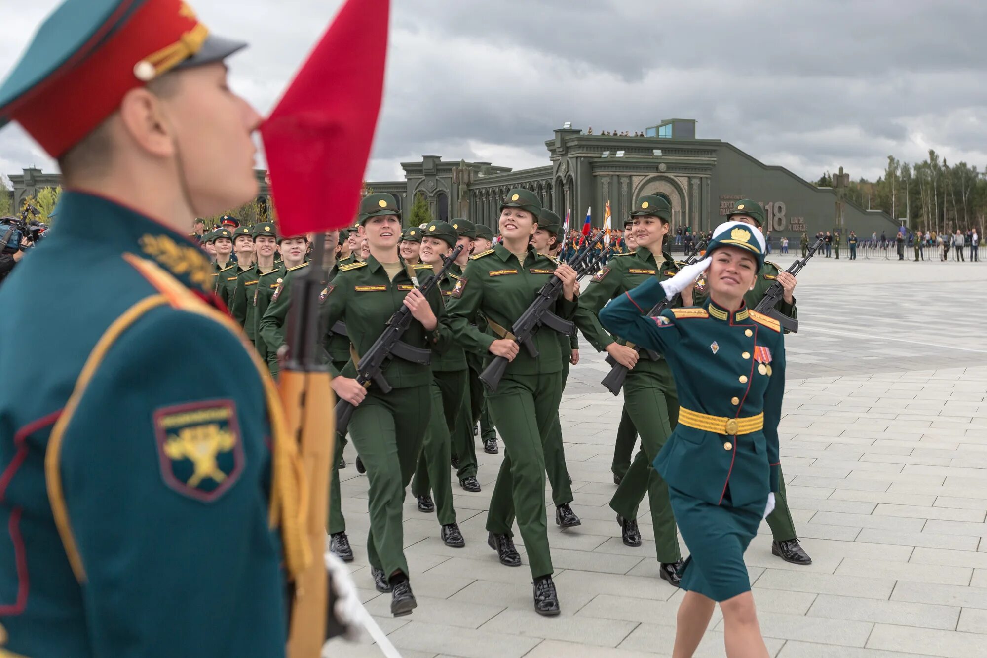 Какова роль военной присяги. Военная присяга ВУМО РФ. Курсанты ВУМО. ВУМО присяга 2022. Выпуск ВУМО 2021.