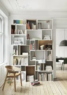 Маленькие книжные стеллажи