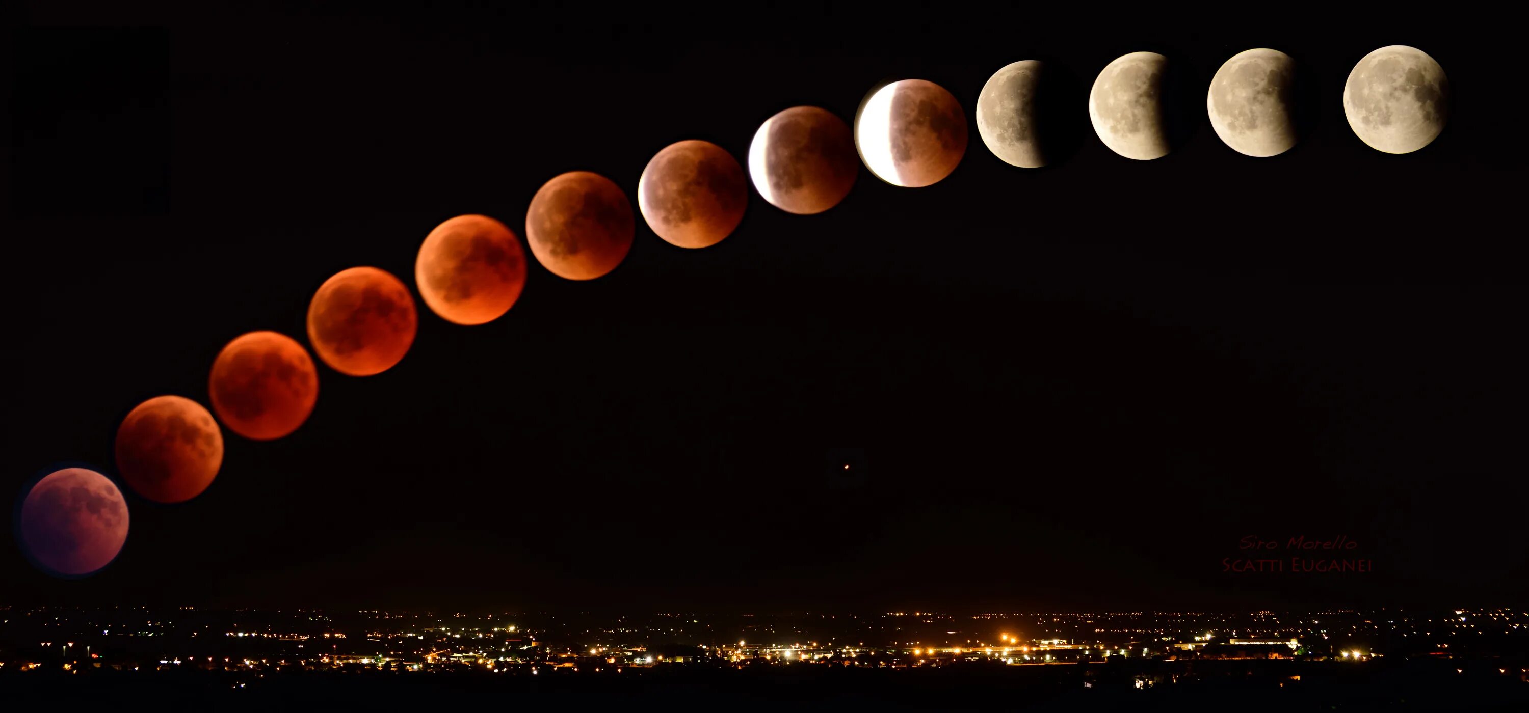 4 красные луны. Лунное затмение 27 июля 2018 года. Лунное затмение в горах Греции. Eclissi 405. Луна 211 2009.