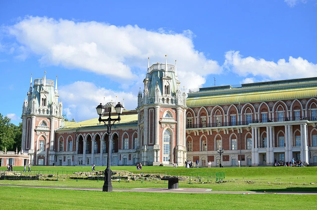 Парковый ансамбль Царицыно. Парк заповедник Царицыно. Дворцово-парковый ансамбль Царицыно 2021. Парк Царицыно в Москве 2022.