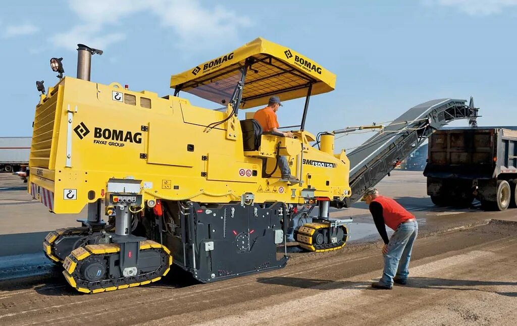Фреза bomag bm 1300-30-2. Фреза bomag 1300/30. Дорожная фреза bomag bm 1300/30. Дорожная фреза bomag bm 1000-30-2. Фреза 1300.