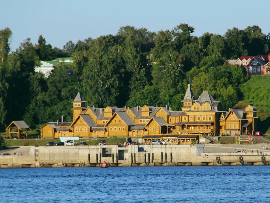 Сайт городец нижегородской области. Городец город. Набережная в Городце Нижегородской области. Городец на Волге. Город Мастеров в Городце Нижегородская область.