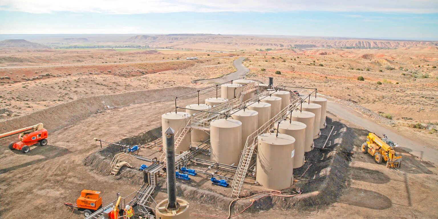 Sandsoil производитель. Construction building process of Oil and Gas Plants. Utah International. Oil processing