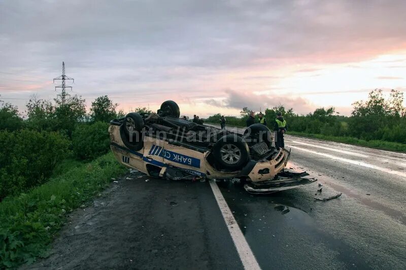 Лесние мотоцикли в северодвинске. Северодвинск дтп происшествия. Северодвинск дтп происшествия. Авария на трассе архангельск северодвинск. Северодвинск дтп происшествия.
