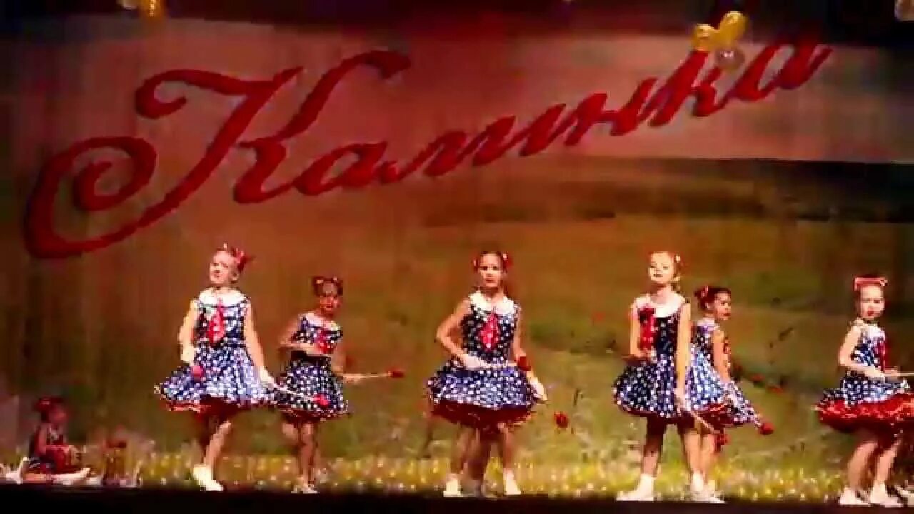 Диван калинка 43. Калинка групп. Ансамбль калинка. Бутурлиновка калинка. Калинка 23.