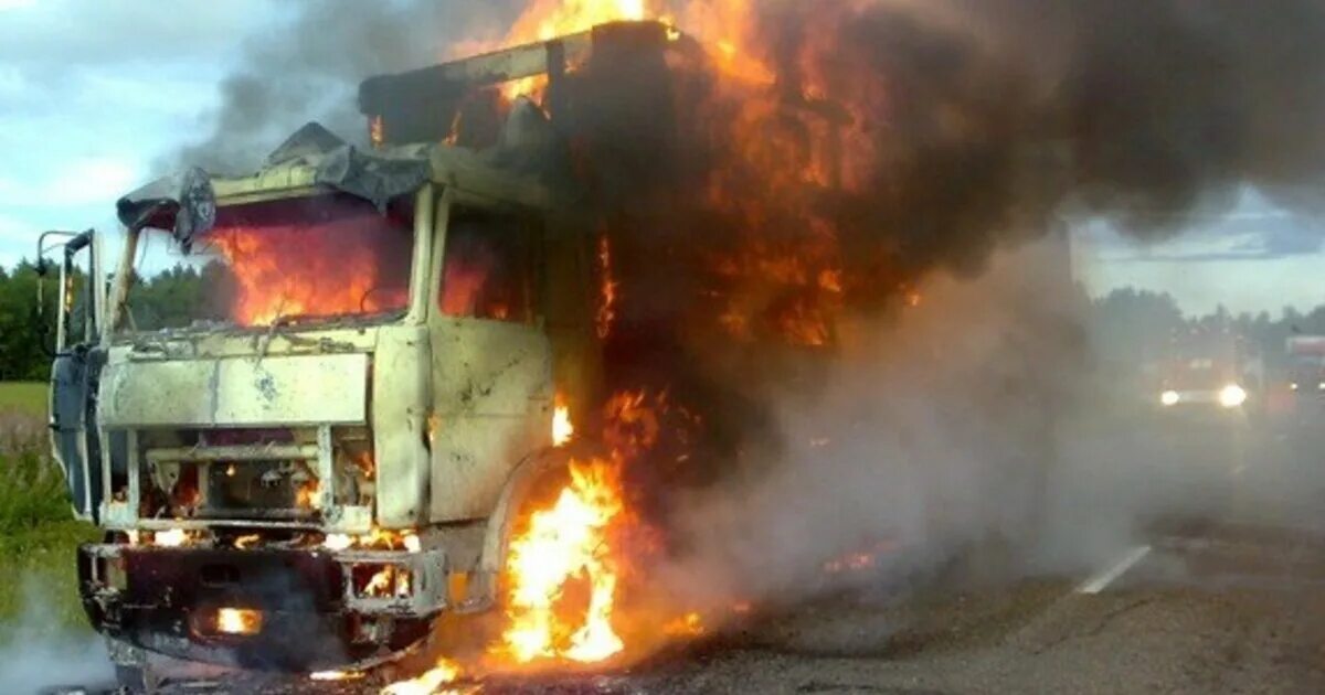 Горящие мазы. Горящие мазы. 947. Маз 203 домтрансавто. Автобус маз 203947.