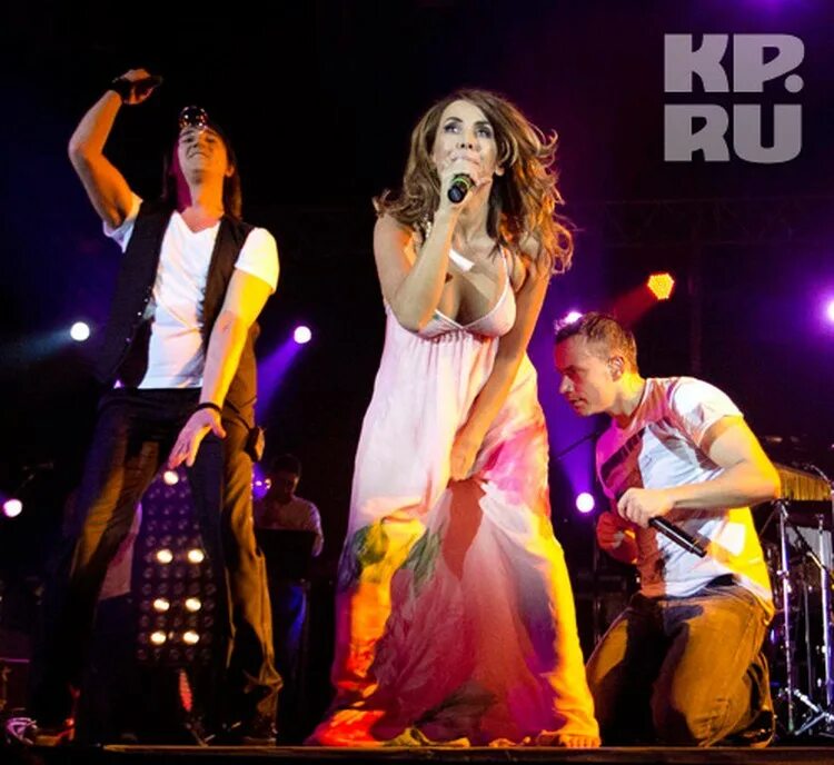 Малинки-малинки дискотека авария. Малинки дискотека. Малинки дискотека. Малинки дискотека. Малинки дискотека.