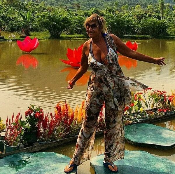 Жена прохора шаляпина лариса копенкина фото. Лариса копенкина. Лариса шаляпина. Лариса николаевна копёнкина. Лариса копенкина.